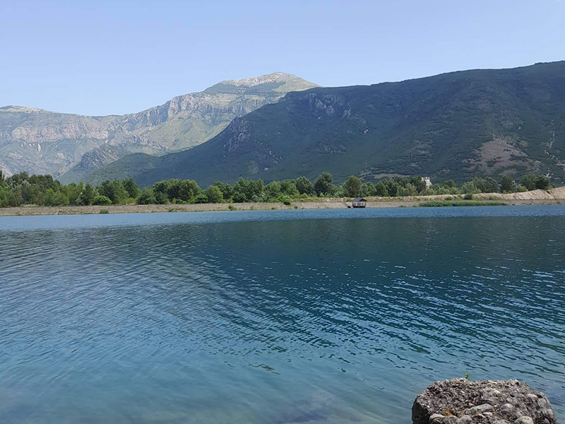 Mostarsko jezero